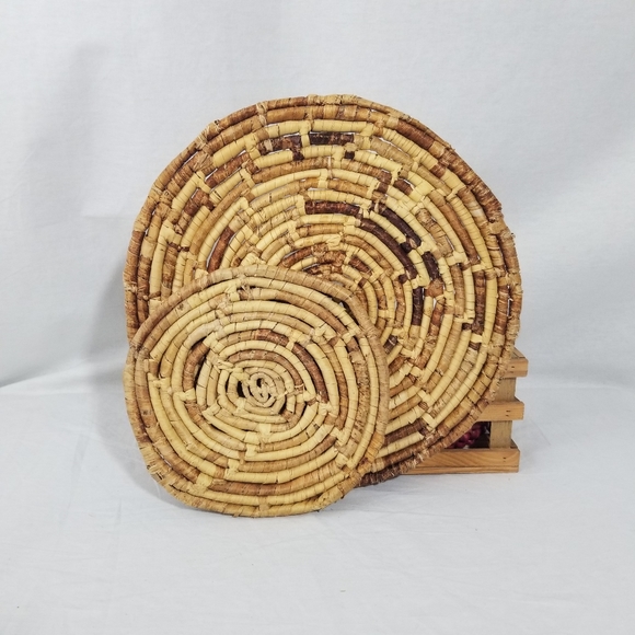 Wooden/wicker round Trivets two - Picture 11 of 11